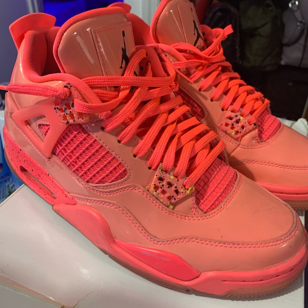 Jordan 4